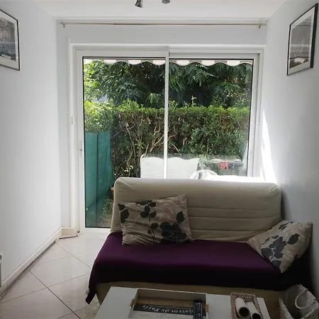 Daire T2 Climatise 4 Pers Avec Loggia A 300m De La Plage, - Fr-1-388-107 *